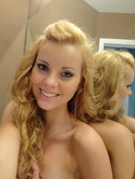 Jessie Rogers star du porno érotique galeries