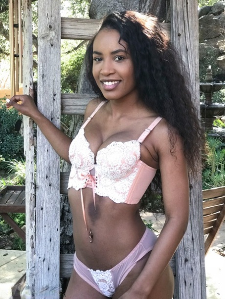 Jacqueline noire chaud en haute qualité galerie