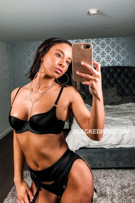 Alexa Nicole noire sympa parfait photos